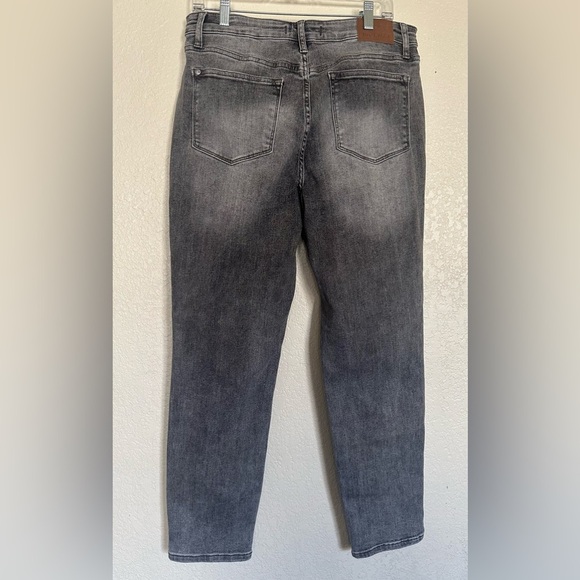 Judy Blue Jean’s Woman’s Size 13/31 Gray High Rise Straight Leg Stretch Retro - Picture 2 of 11